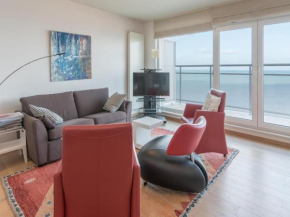 Tasteful apartment near beach
